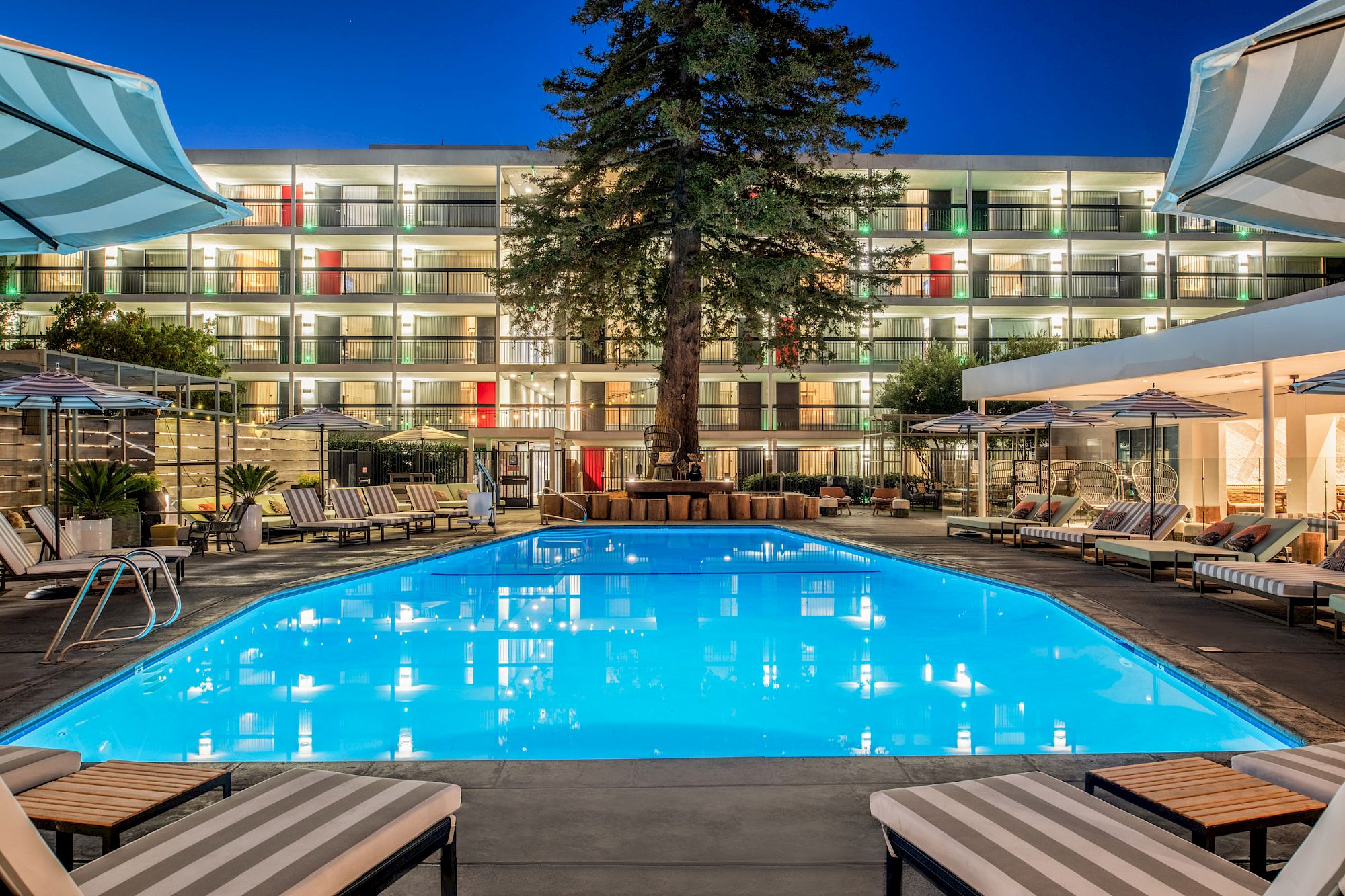 Hotel Paradox™ A Boutique Hotel Santa Cruz CA a Marriott Autograph